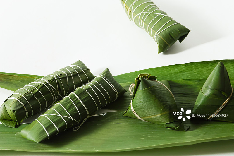 端午节粽子白底图影棚拍摄图片素材