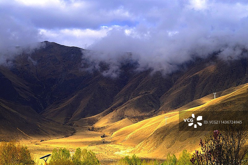 《山南黑风口》西藏图片素材