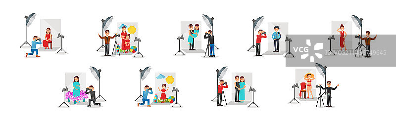 摄影师用相机拍照图片素材