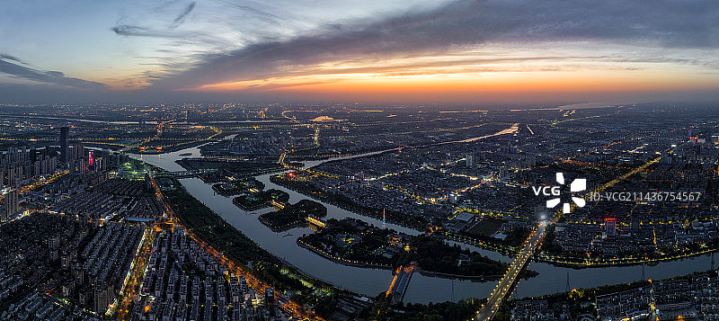 江都水利枢纽夜景图片素材