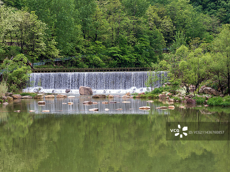 河南省洛阳市新安县青要山旅游风景区 溪流 峡谷图片素材
