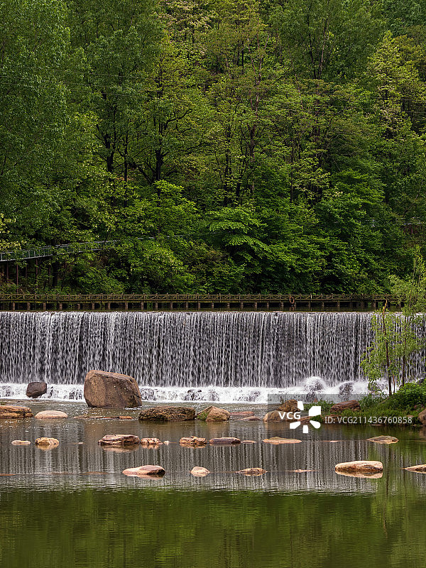 河南省洛阳市新安县青要山旅游风景区 溪流 峡谷图片素材