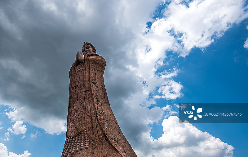 青海湖倒淌河文成公主塑像图片素材