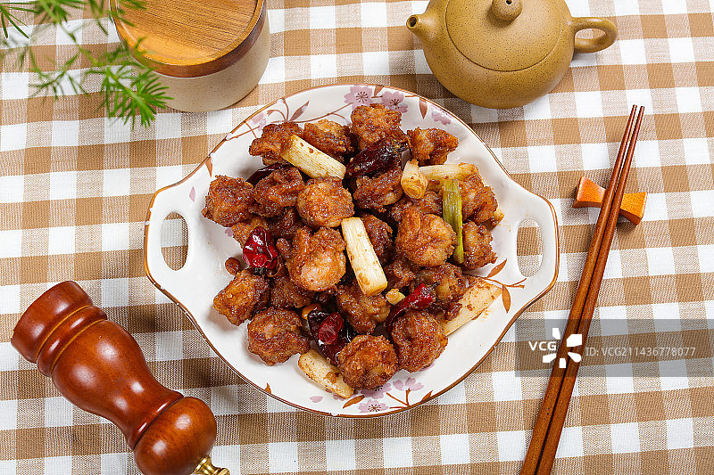 特色农家菜大葱炒虾仁图片素材