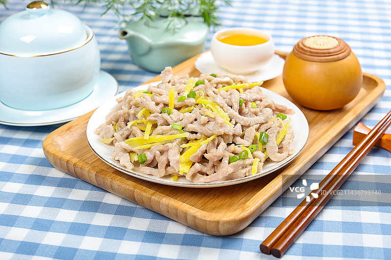 美味下酒菜仔姜炒里脊肉丝图片素材