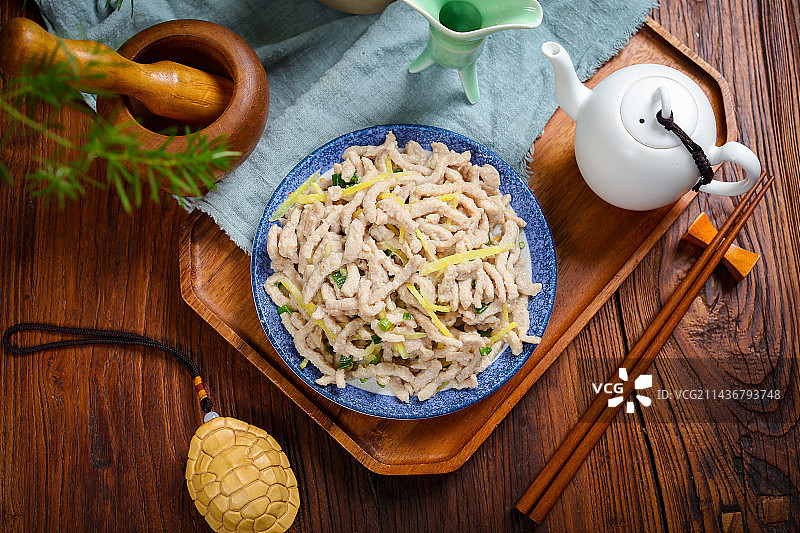 美味下酒菜仔姜炒里脊肉丝图片素材