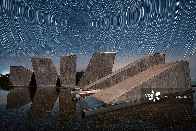 丽水星辰山星轨图片素材