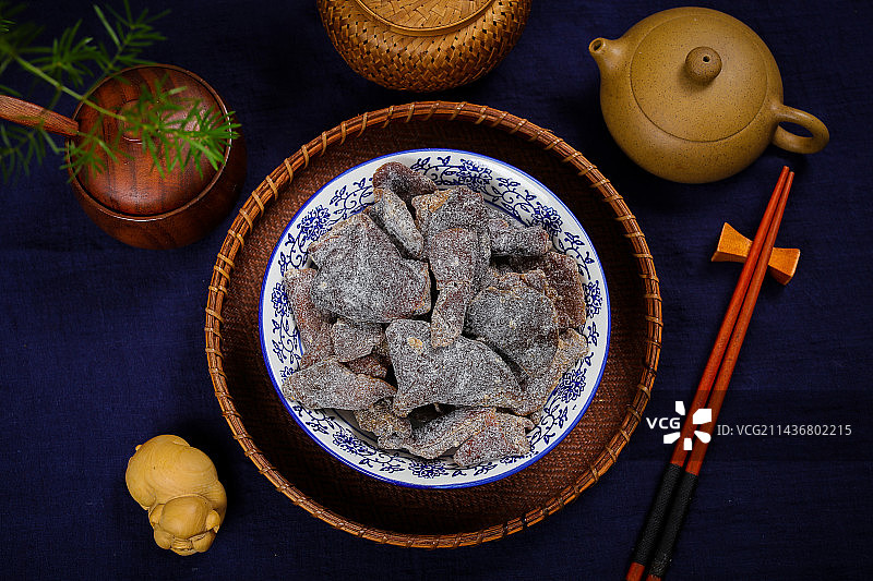 特色果脯小吃美食盐津陈皮干图片素材