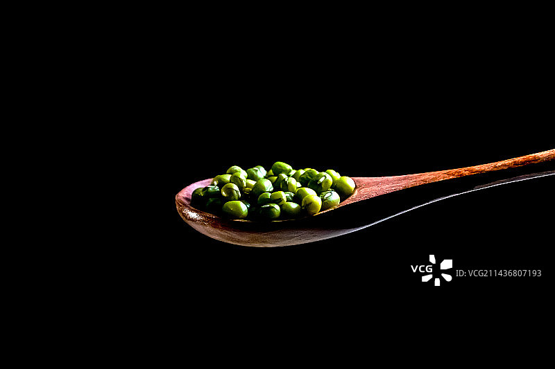 传统夏季降暑绿豆粗粮图片素材