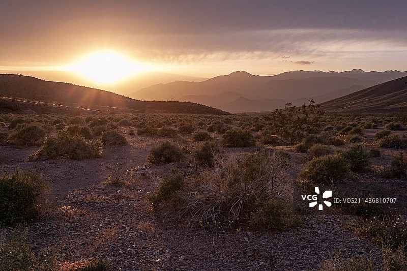 死亡谷国家公园的日落图片素材