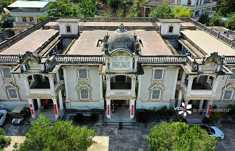 广东省梅州市梅江区西阳镇华侨围屋联芳楼和棣华居航拍图片素材