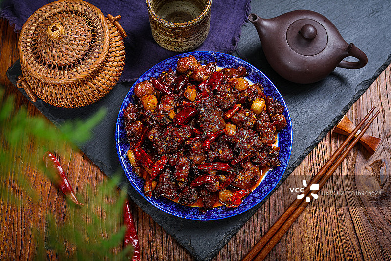 香辣美味下酒菜辣子鸡图片素材