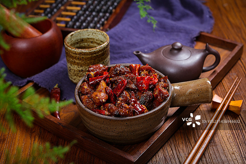 香辣美味下酒菜辣子鸡图片素材