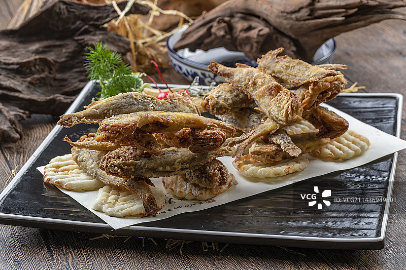 干炸小黄鱼图片素材