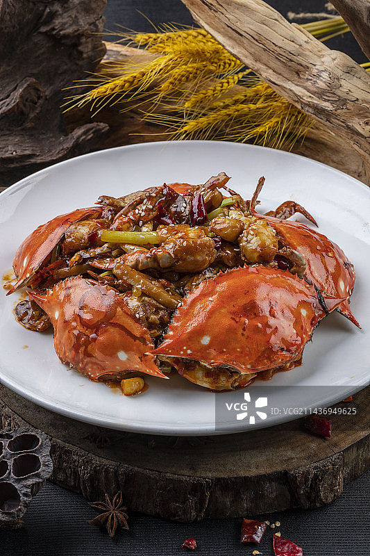 葱姜避风塘炒蟹图片素材