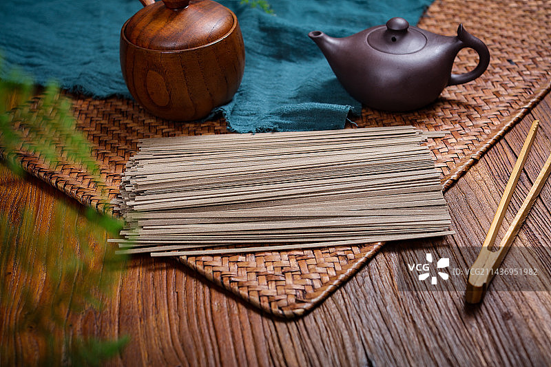 健康粗粮食材荞麦挂面图片素材