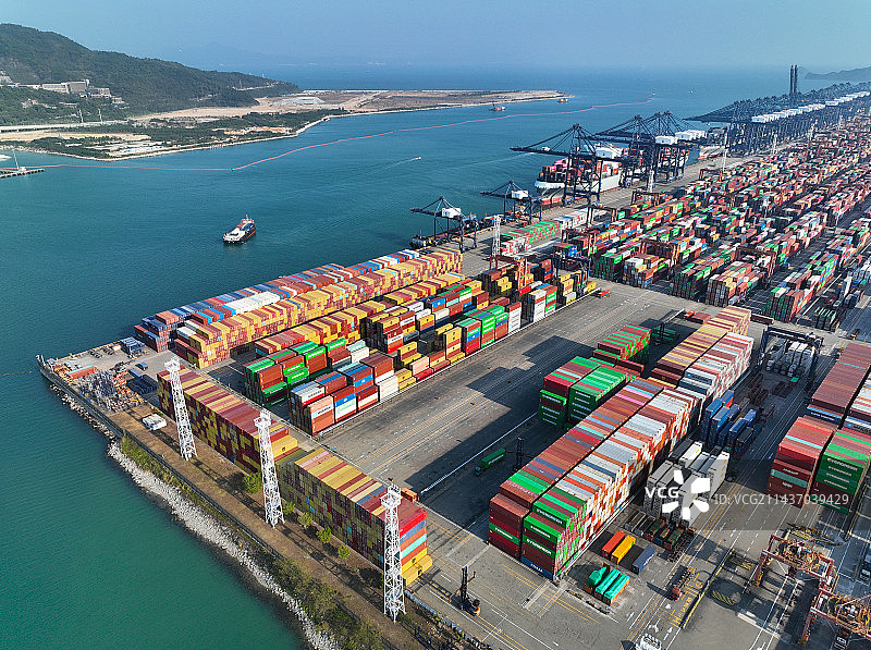 广东省深圳市盐田区盐田国际集装箱码头物流中心航拍图片素材