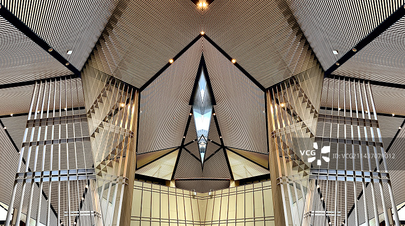 叠影镜像·墙/顶架构图片素材