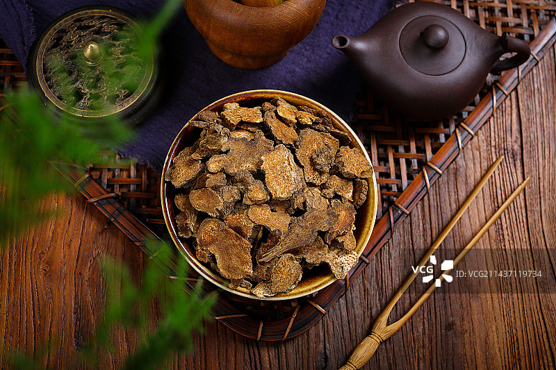 中医中草药材苍术片图片素材