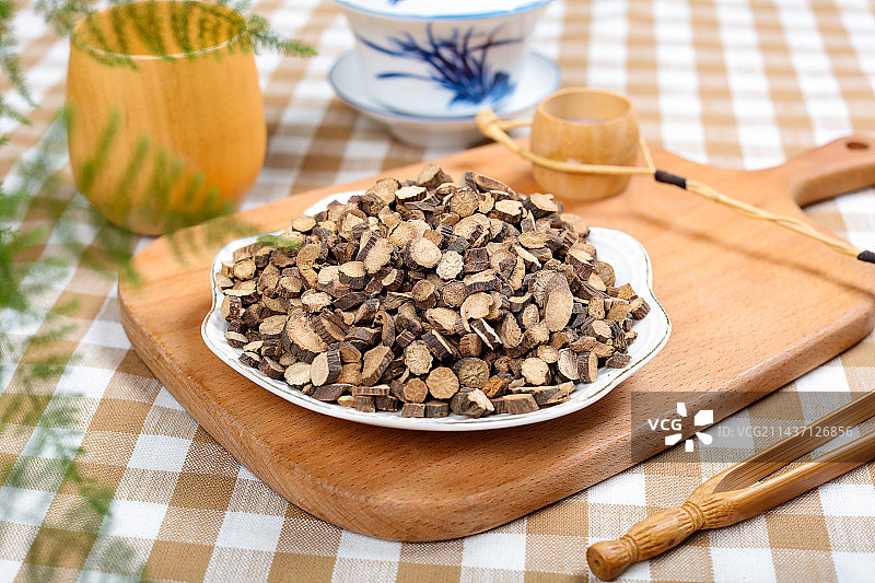 中国传统医学中医中药材赤芍药图片素材