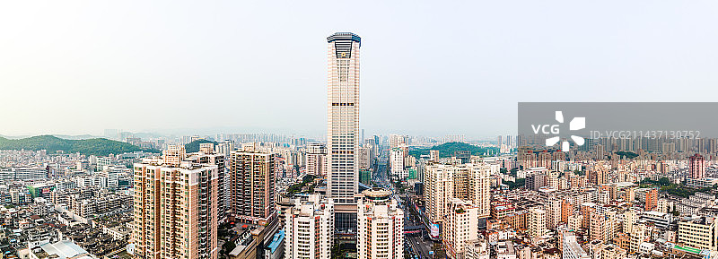 中国广东省东莞市虎门镇东方时代广场图片素材