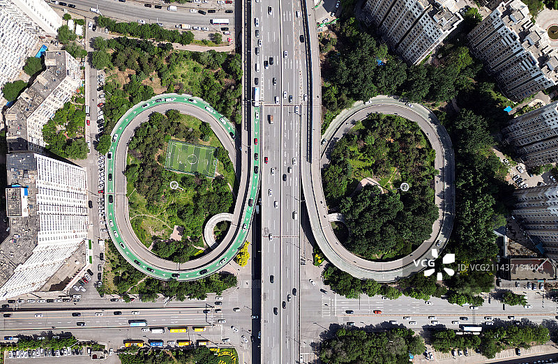 2023年5月15日，无人机拍摄的辽宁省沈阳市城市建筑，楼群，立交桥。图片素材