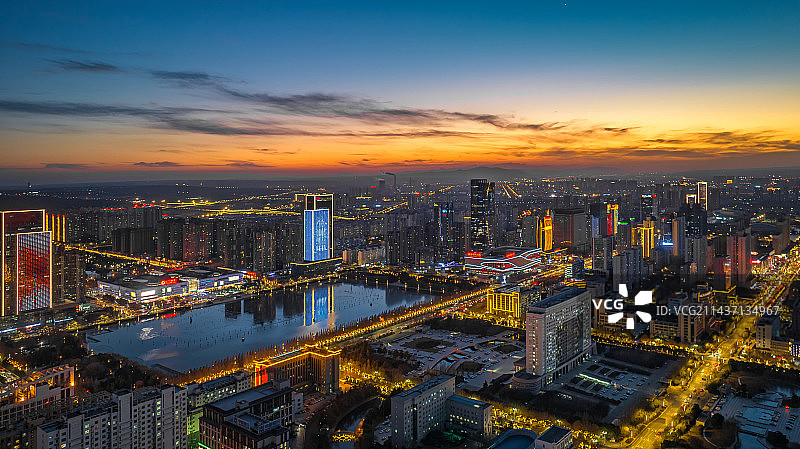 洛阳新区CBD中轴线夜景图片素材