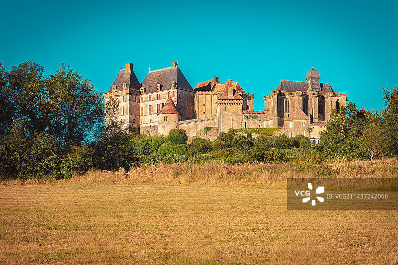 法国多尔多涅河谷比龙城堡图片素材