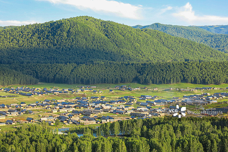 新疆禾木风光图片素材