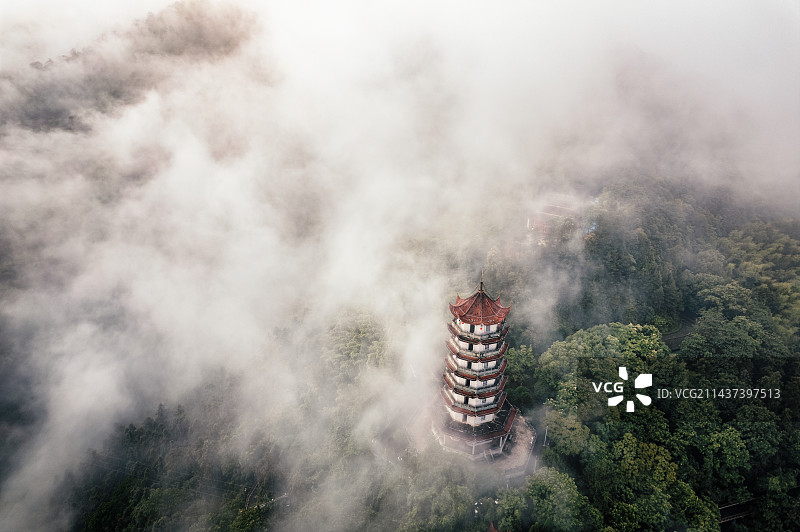 福建建瓯，云际山公园善见塔云海图片素材