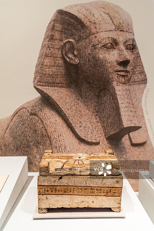 古代埃及沙伯替俑木棺图片素材