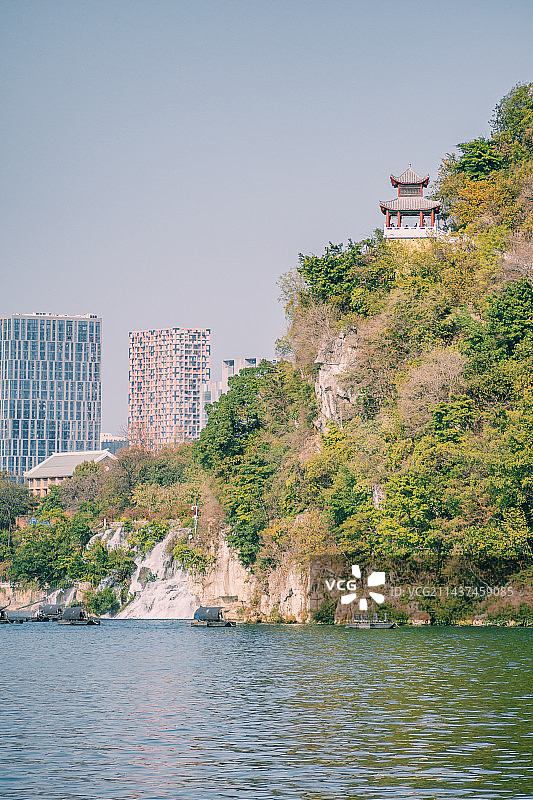 柳州江滨山水风光与城市建筑图片素材