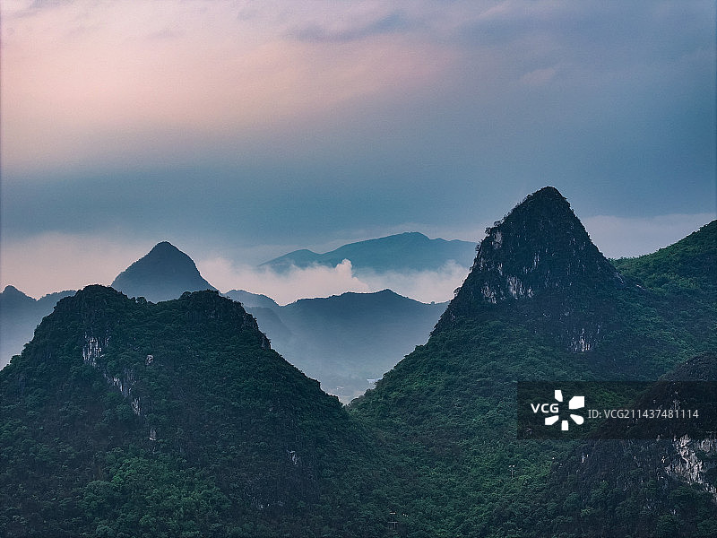 桂林芦笛岩图片素材