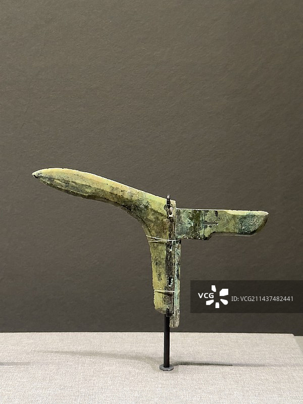 战国的铜戈图片素材