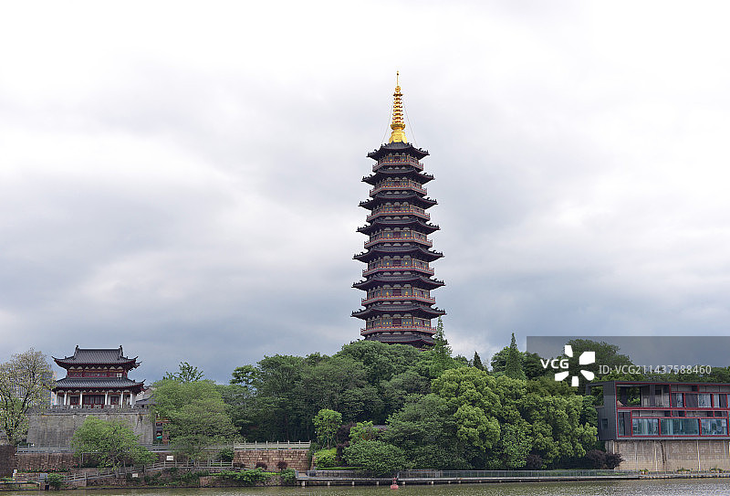 地标建筑万佛塔图片素材