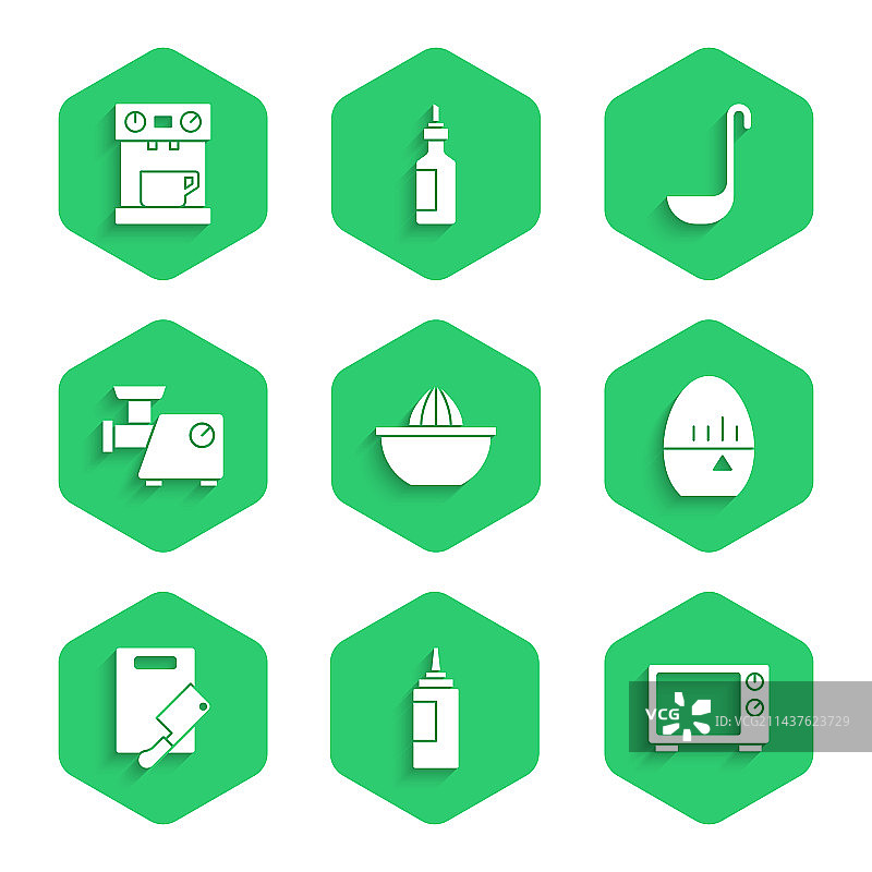 柑橘水果榨汁机、调味瓶、微波炉套装图片素材