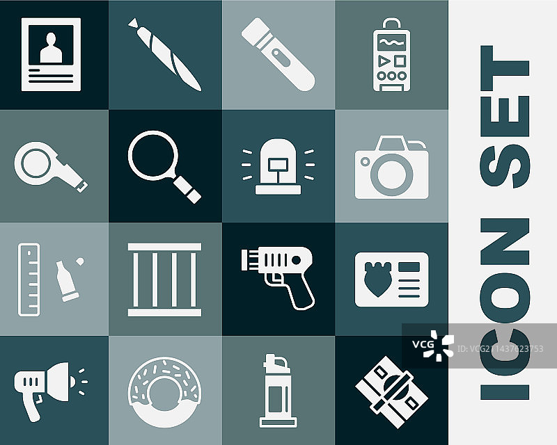 成摞纸币现金带ID的警察徽章图片素材