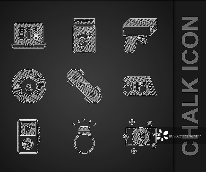 滑板钻石戒指和纸币图片素材