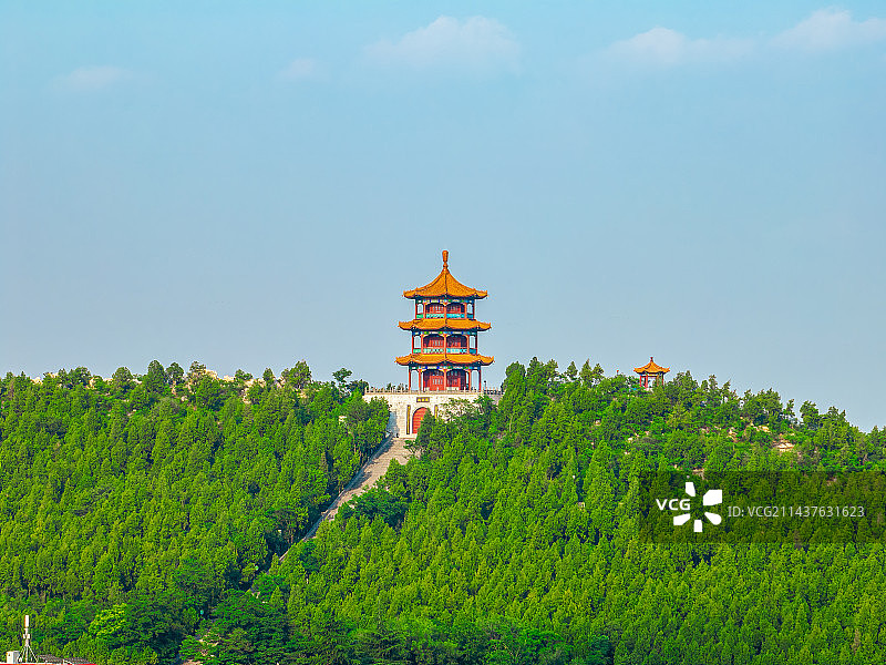 河南郑州登封市迎仙阁公园航拍视角图片素材