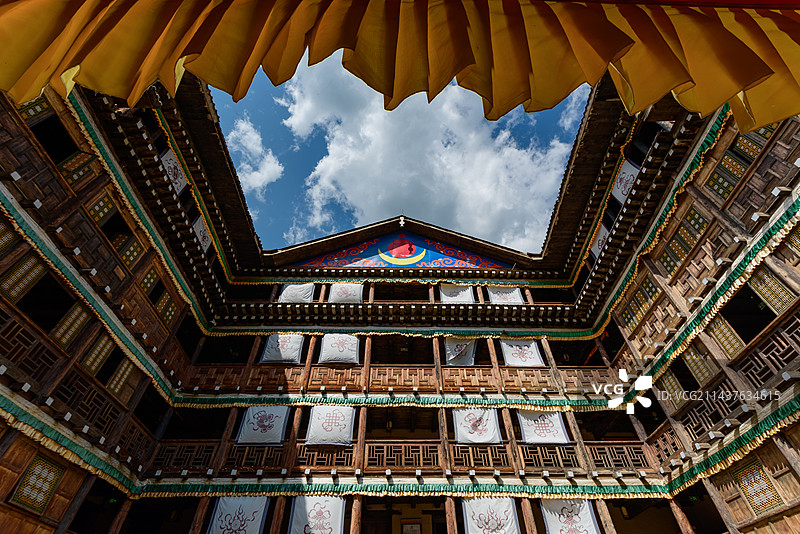 卓克基土司官寨外景图片素材