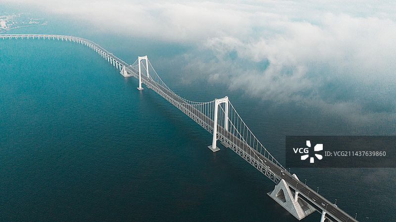 飞云之下图片素材