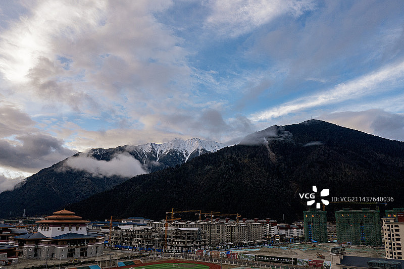西藏自治区林芝市巴宜区八一镇图片素材