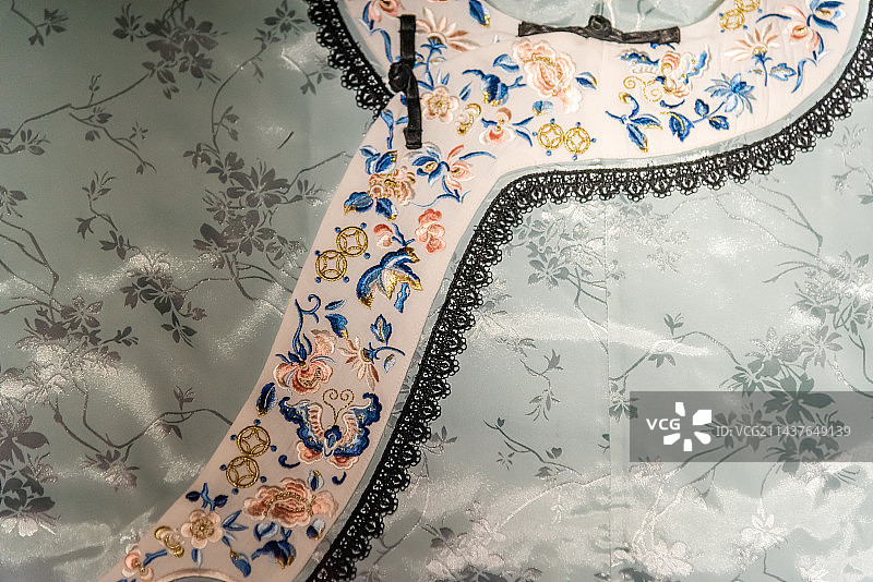 中国客家女子服饰和纹样图片素材