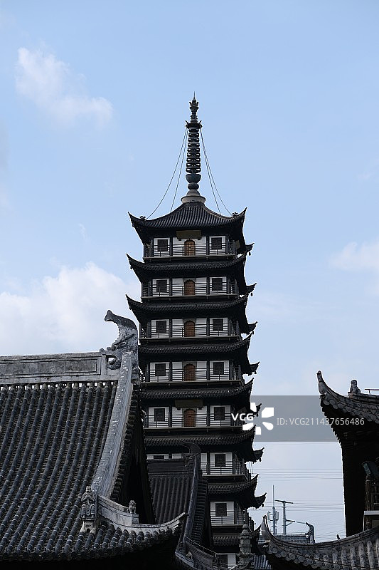 百年古寺真如寺的宝塔图片素材