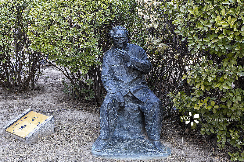 中国现代文学馆：艾青雕像图片素材