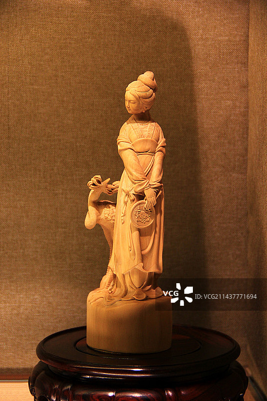 成都杜甫草堂博物馆的木雕艺术品图片素材