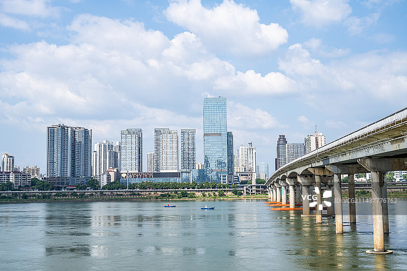 中国湖南株洲城市建筑风光图片素材