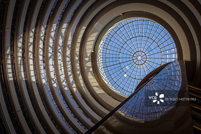 当光影遇到曲线图片素材