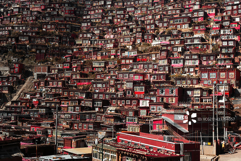 四川省色达五明佛学院-红色佛国图片素材