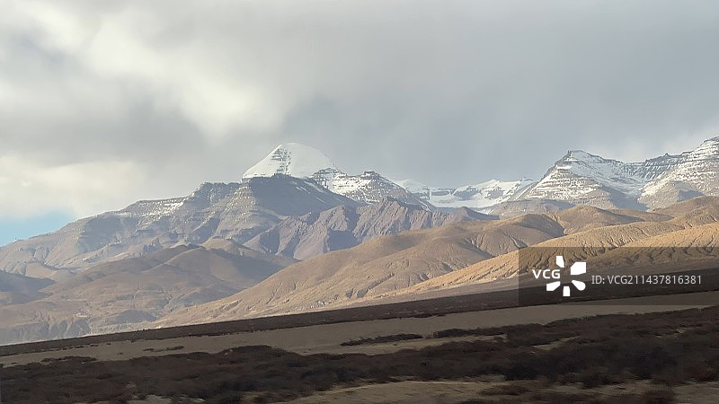 在冈仁波齐每个人都有自己的朝圣之路图片素材